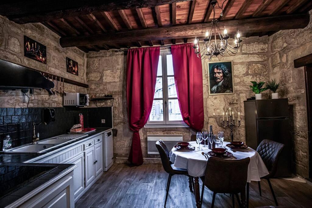 Le Moliere - Enigme Et Sauna Daire Pézenas Dış mekan fotoğraf