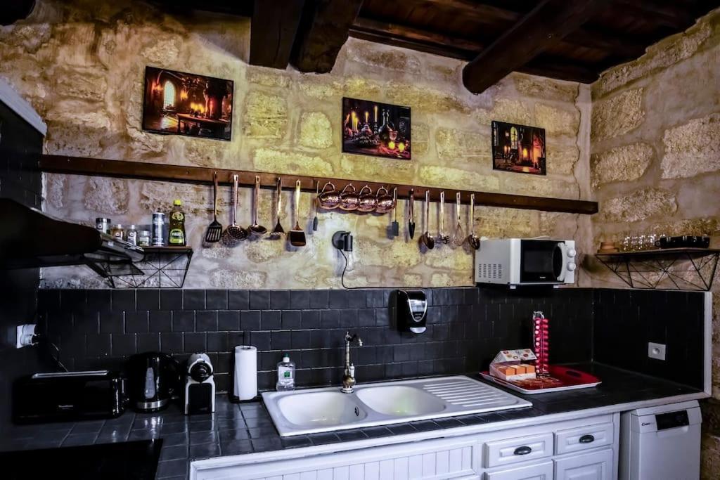 Le Moliere - Enigme Et Sauna Daire Pézenas Dış mekan fotoğraf